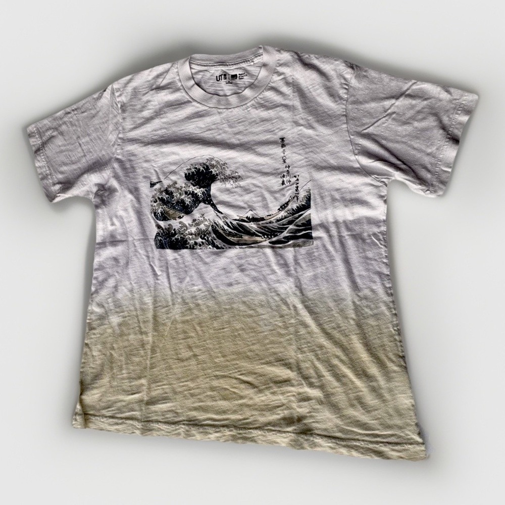 Uniqlo UT MFA Boston Hokusai Great Wave Graphic T Shirt Fade White Mens Medium